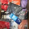H1066 1 The photo shows a package with clothing in the category H.