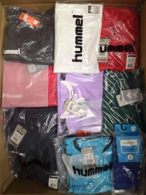 The photo shows a package with clothing in the category H.