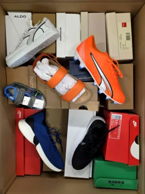 The photo shows a package with footwear in the category AS.