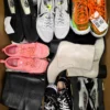 SH1255 1 The photo shows a package with footwear in the category SH.