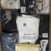 The photo shows a package with clothing in the category T.