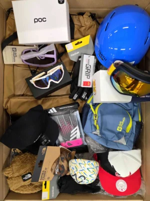 The picture shows a package with accessories in the category Z.