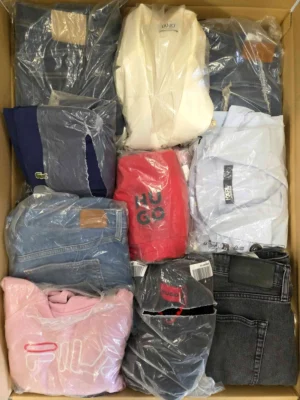 The photo shows a package with clothing in the category D.