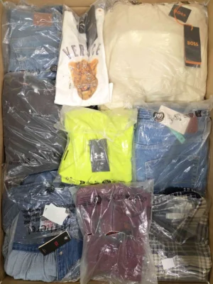 The photo shows a package with clothing in the category D.