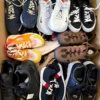 SH1569 2 The photo shows a package with footwear in the category SH.