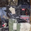 B1683 2 The photo shows a package with clothing in the category B.