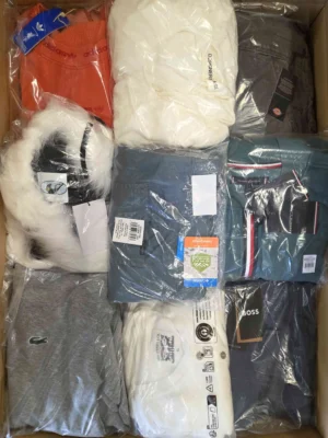 The photo shows a package with clothing in the category B.