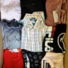 The photo shows a package with clothing in the category U.