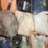 GB379 2 The photo shows a package with clothing in the category B.