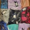The photo shows a package with clothing in the category R.