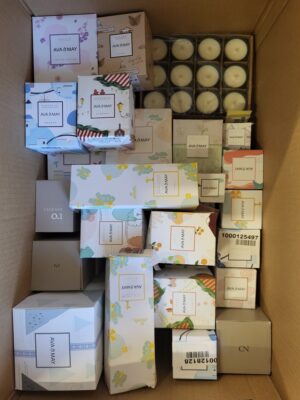 The picture shows a package with accessories in the category CO.