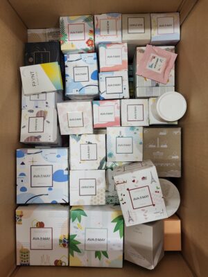 The picture shows a package with accessories in the category CO.