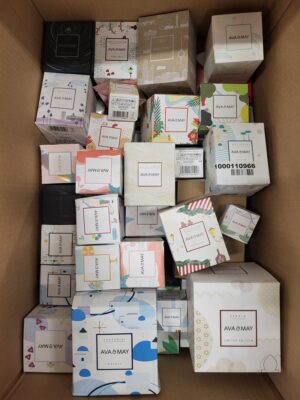 The picture shows a package with accessories in the category CO.