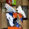 The photo shows a package with footwear in the category CS.