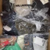AP856 1 The photo shows a package with clothing in the category AP.