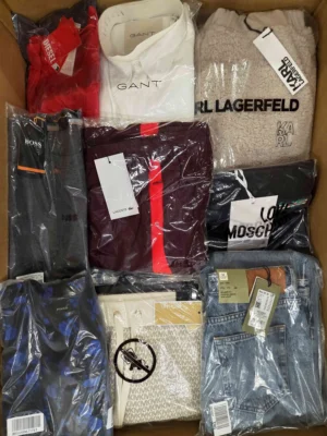The photo shows a package with clothing in the category AP.
