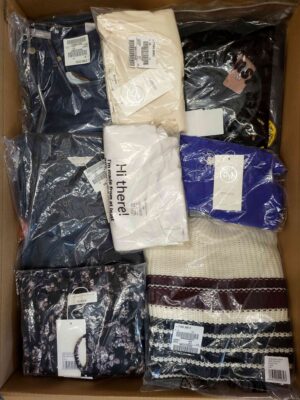 The photo shows a package with clothing in the category YA.