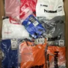 H1102 1 The photo shows a package with clothing in the category H.