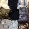 The photo shows a package with clothing in the category U.