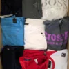 The photo shows a package with clothing in the category U.