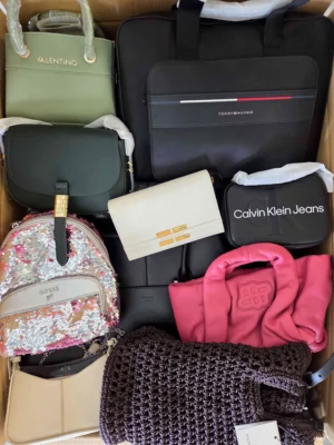 The picture shows a package with accessories in the category HB.