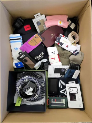 The picture shows a package with accessories in the category AB.
