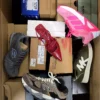 BS3325 1 The photo shows a package with footwear in the category BS.
