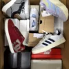 The photo shows a package with footwear in the category BS.