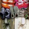 The photo shows a package with footwear in the category BSU.