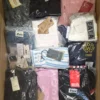 K469 1 The photo shows a package with clothing in the category K.