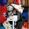 The photo shows a package with footwear in the category CS.