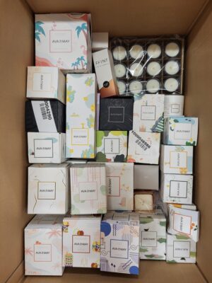 The picture shows a package with accessories in the category CO.