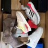 CS6687 1 The photo shows a package with footwear in the category CS.