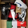 CS6698 1 The photo shows a package with footwear in the category CS.