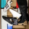 CS6724 2 The photo shows a package with footwear in the category CS.