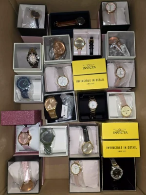 The photo shows a package with clothing in the category A.