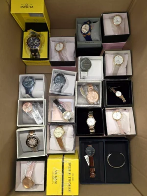 The photo shows a package with clothing in the category A.