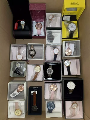 The photo shows a package with clothing in the category A.