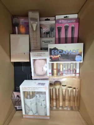 The picture shows a package with accessories in the category BC.