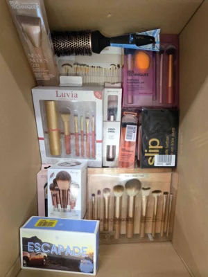 The picture shows a package with accessories in the category BC.