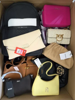 The picture shows a package with accessories in the category HB.