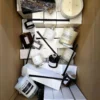 CA157 8 The photo shows a package with clothing in the category C.