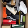 CS6910 2 The photo shows a package with footwear in the category CS.