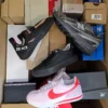 CS7044 1 The photo shows a package with footwear in the category CS.