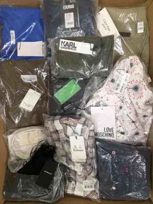 The photo shows a package with clothing in the category AP.