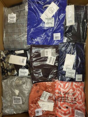 The photo shows a package with clothing in the category YA.