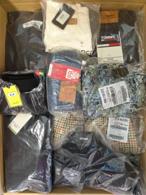 The photo shows a package with clothing in the category A.