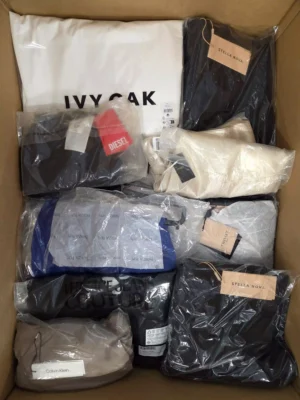 The photo shows a package with clothing in the category A.