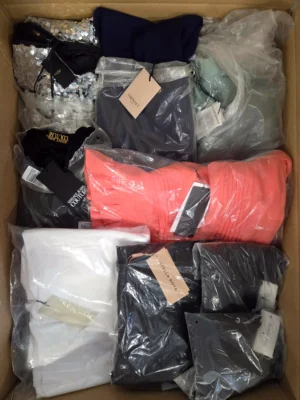 The photo shows a package with clothing in the category A.