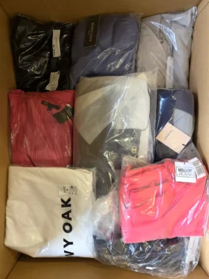 The photo shows a package with clothing in the category A.